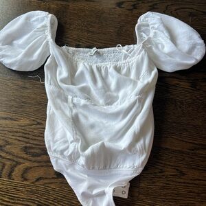 White Abercrombie and Fitch puffer sleeve top